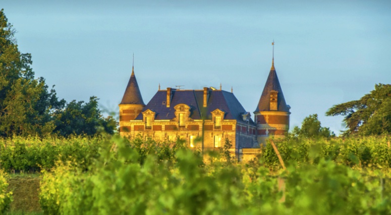 CHATEAU RAYNE VIGNEAU chateau